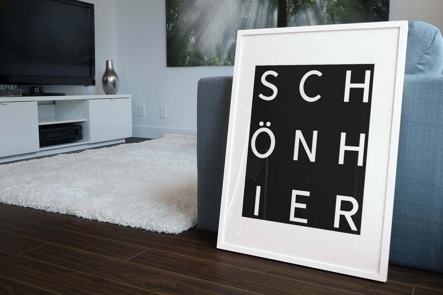 SCHÖN HIER - schwarzer Hintergrund